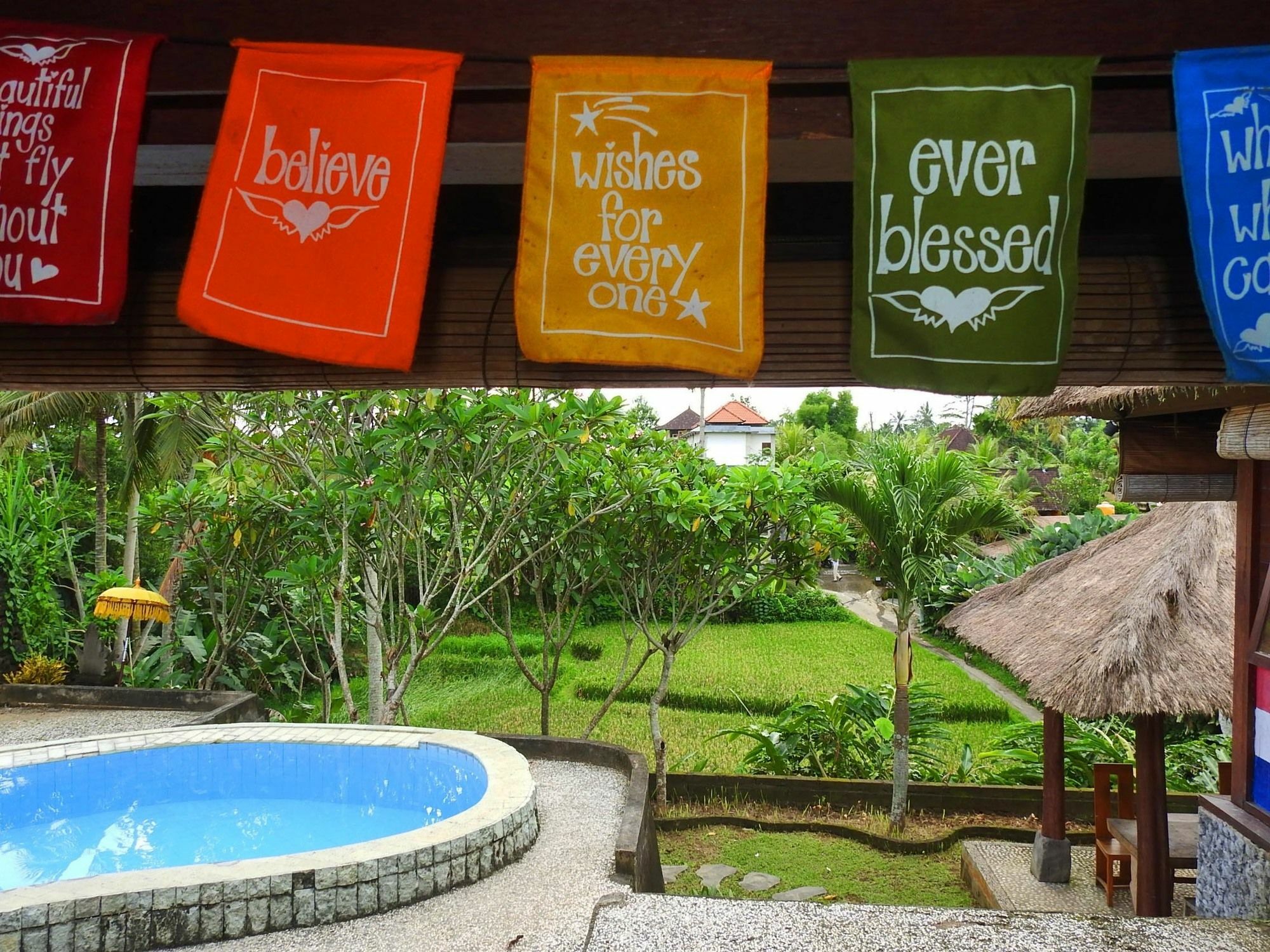 Mandala Hostel Ubud Exterior photo